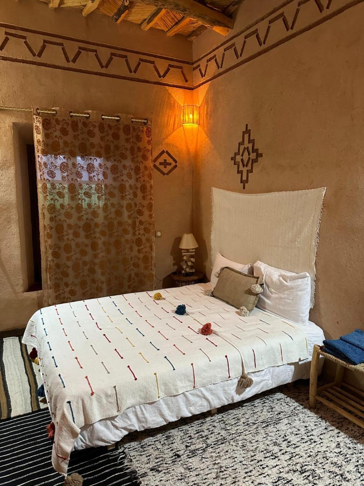 Maison D'Hotes Izza Kelaat-M'Gouna Eksteriør billede